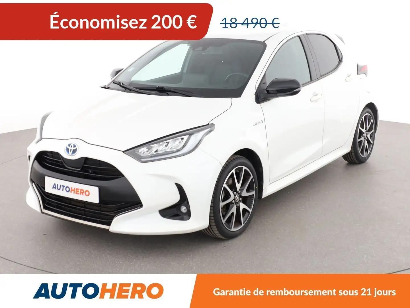 Toyota Yaris 1.5 Hybride Blanc - 1