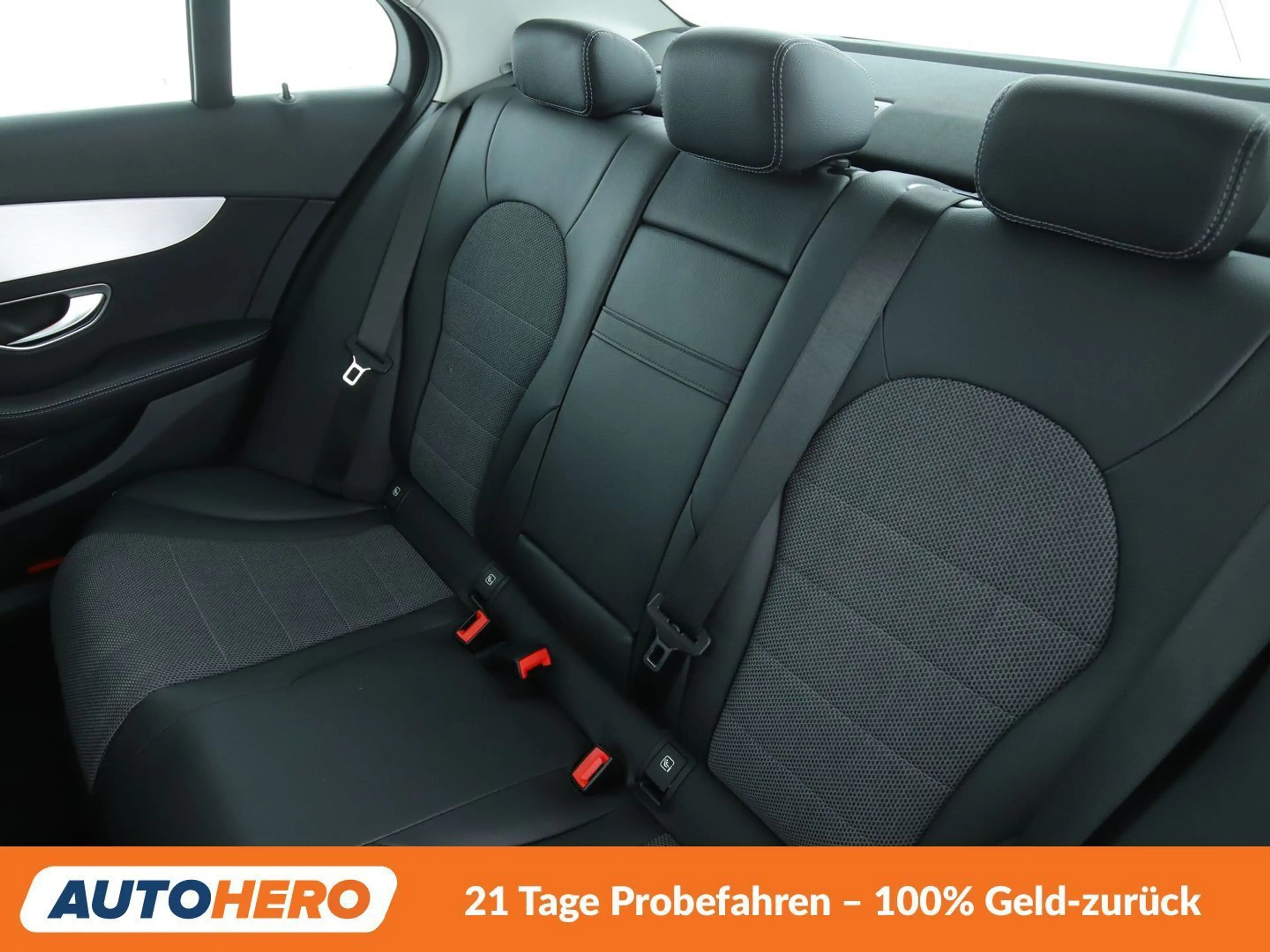 Mercedes-Benz C 400 4Matic Avantgarde Aut.*NAVI*360*SHZ* — photo 14