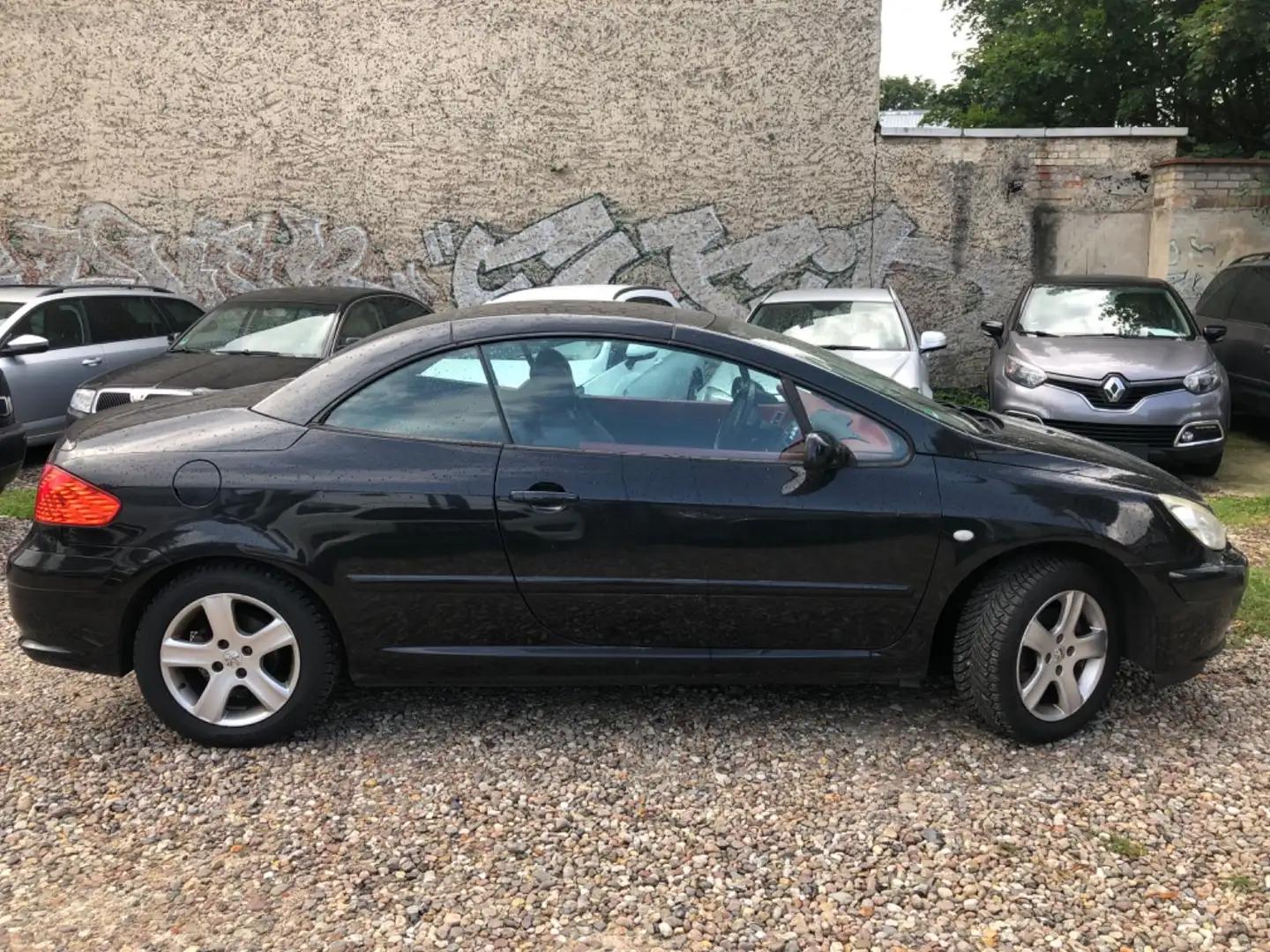Peugeot 307 CC Cabrio-Coupe Basis-KLIMATRONIK-LEDER Negro - 2