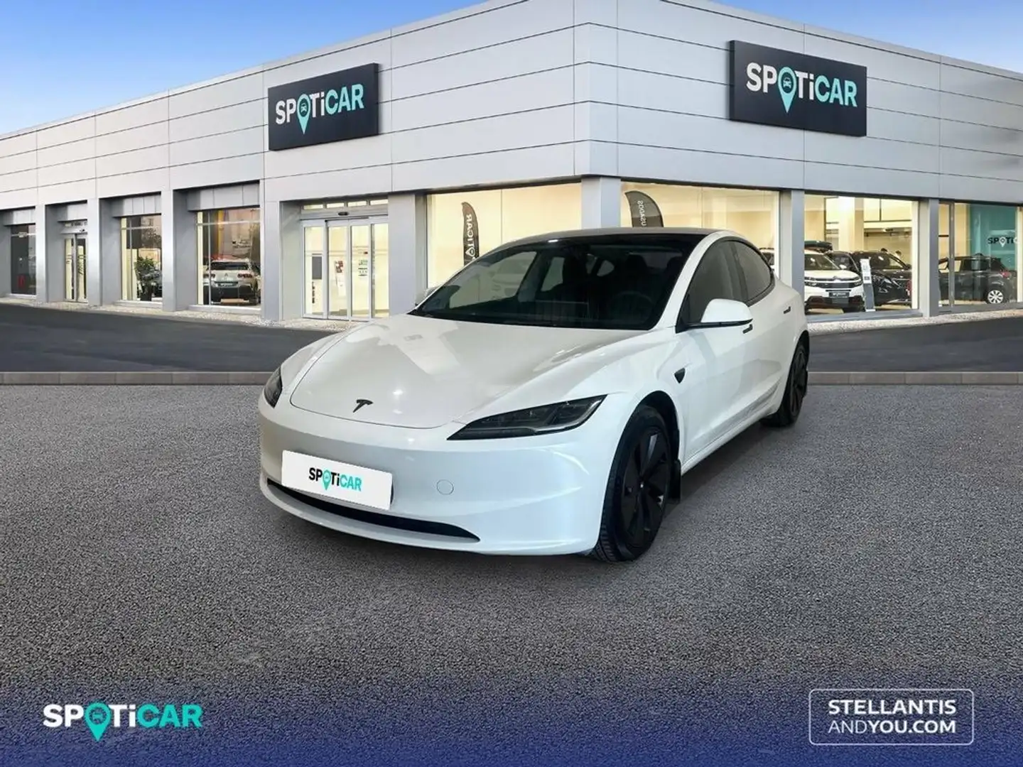 Tesla Model 3 RWD Weiß - 1
