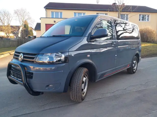 Volkswagen T5 Caravelle 9 Sitzer Top Zustand