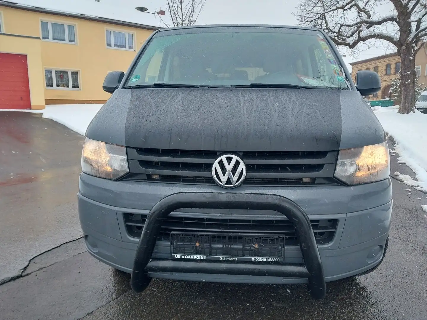 Volkswagen T5 Caravelle 9 Sitzer Top Zustand Gris - 2