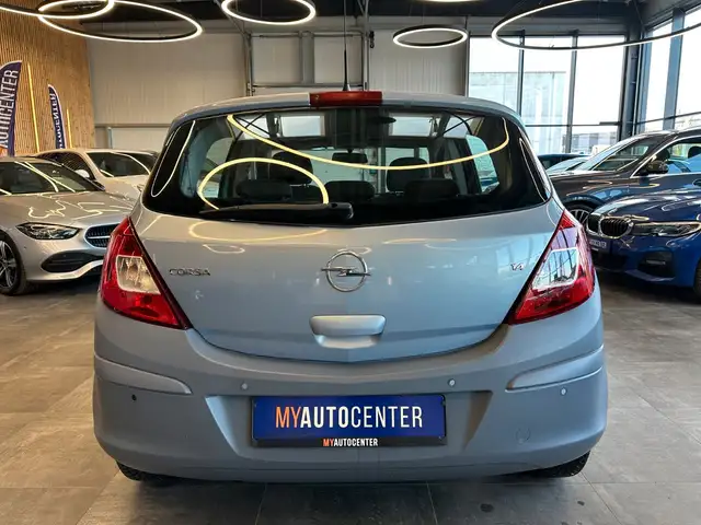 Opel Corsa view 6
