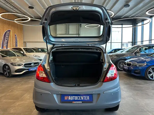 Opel Corsa view 14