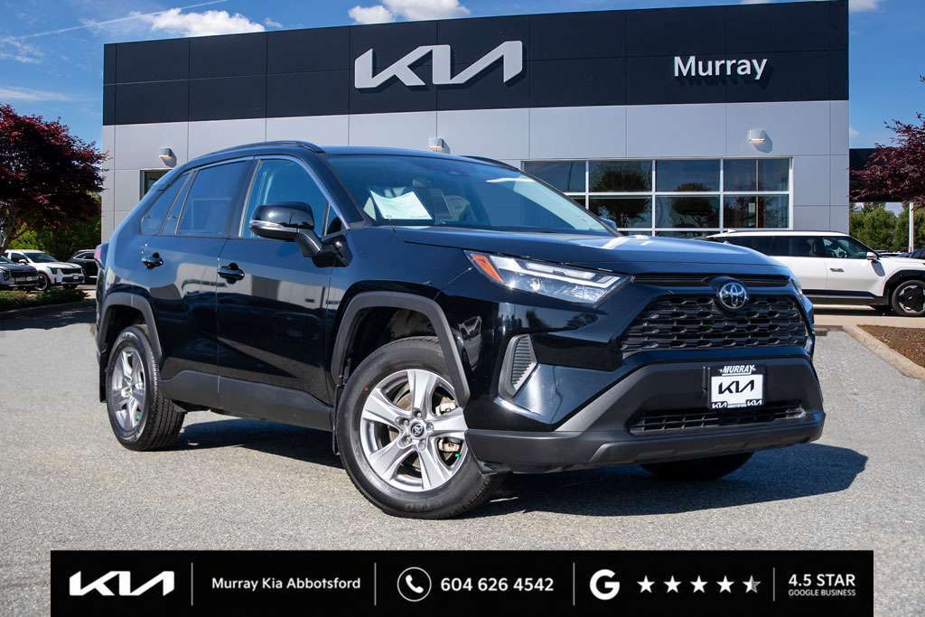  2025 Toyota RAV4 XLE AWD   