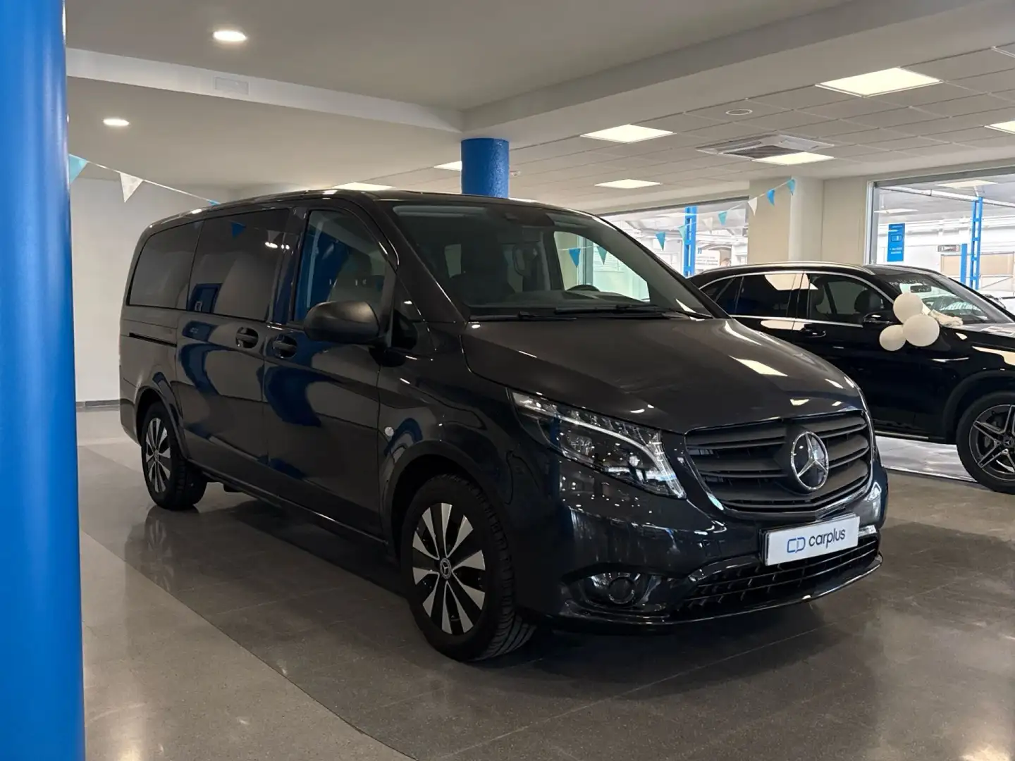 Mercedes-Benz Vito Tourer 116 CDI Pro Larga 9G-Tronic Gris - 2