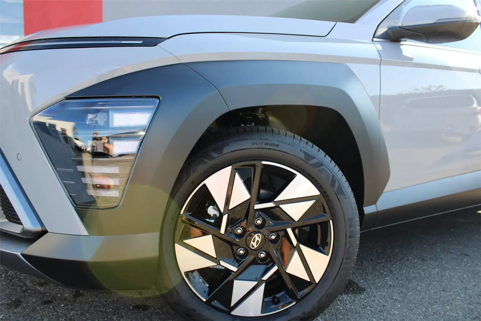 Hyundai KONA Kona (MY25) GO Plus 1.0 T-GDI 2WD k5bu1 Grau - 2