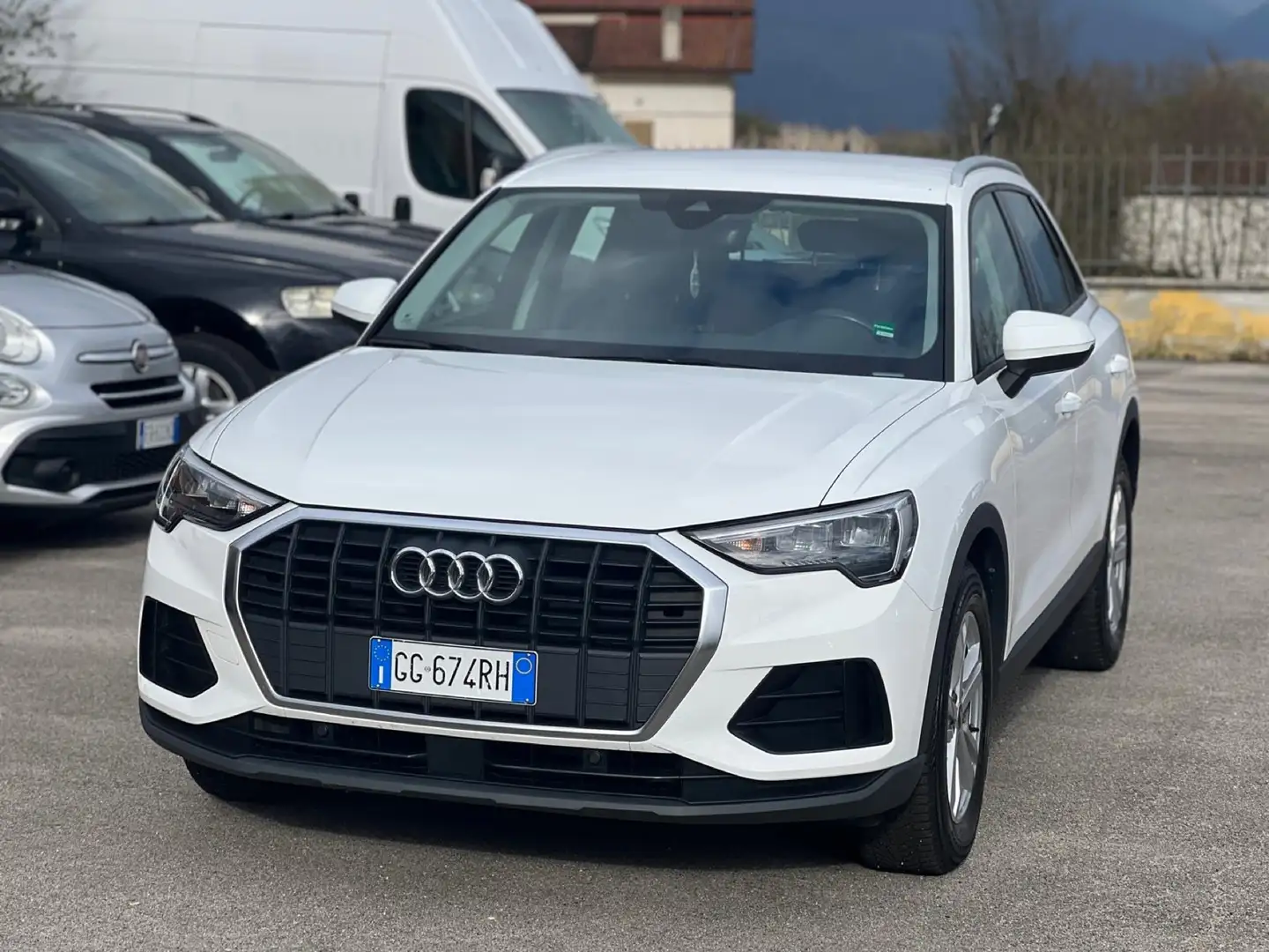 Audi Q3 2.0 tdi Business 150cv s-tronic - 2