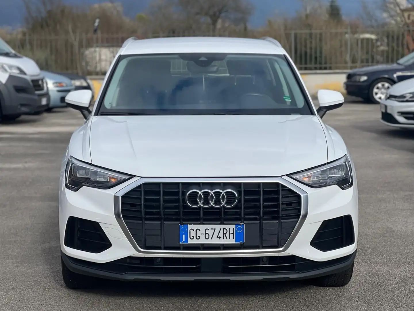 Audi Q3 2.0 tdi Business 150cv s-tronic - 1