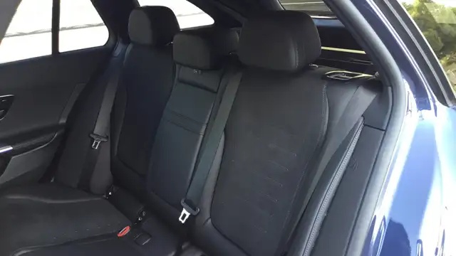 Mercedes-Benz C-Class view 11