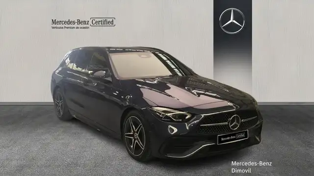 Mercedes-Benz C-Class view 3