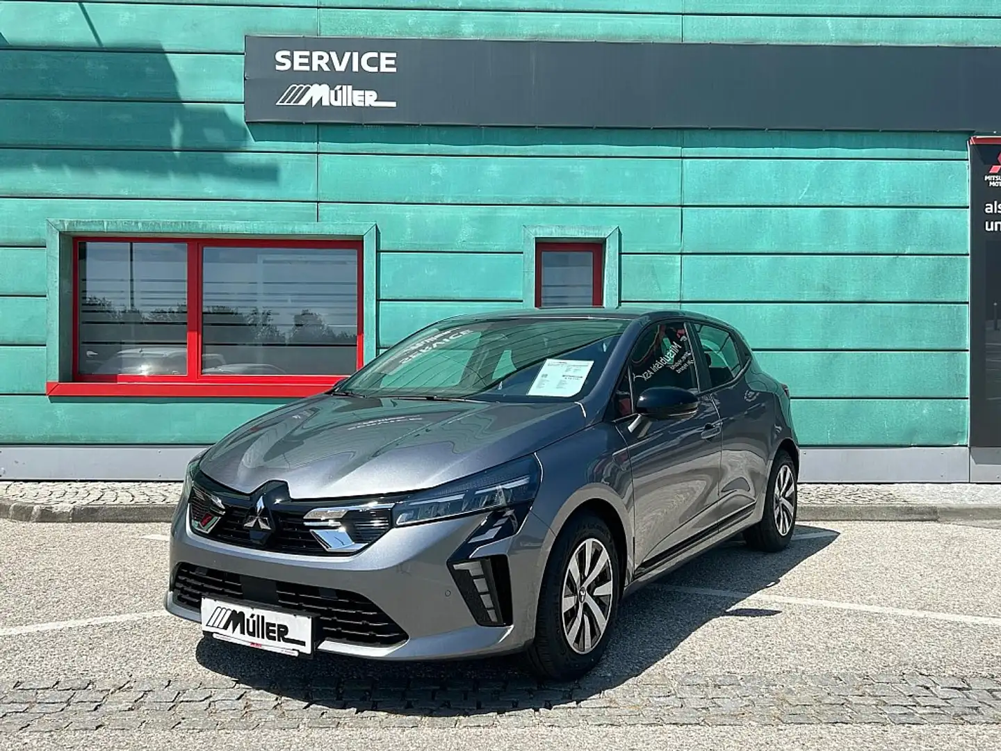 Mitsubishi Colt 1,0 MPI-T Invite 25 Grau - 1