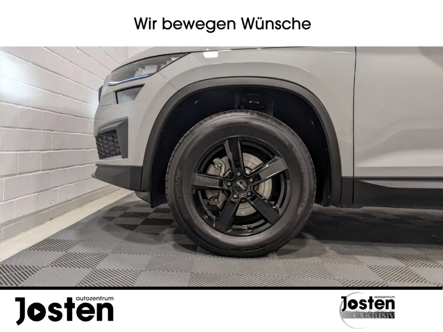 Skoda Kodiaq 2.0 TDI DSG LED DAB PDC Klima SHZ Gris - 2