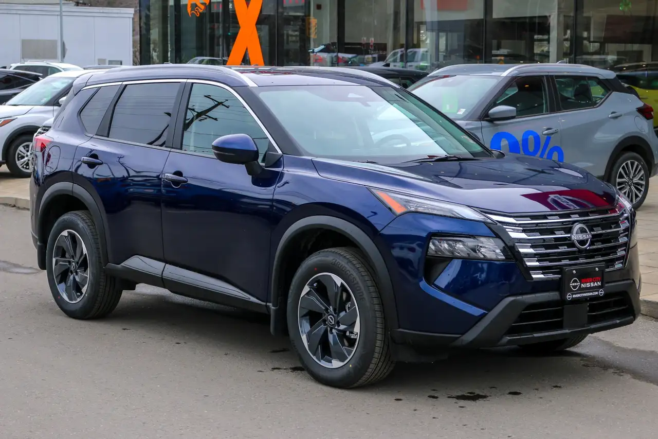 Nissan Rogue снимка Nissan Rogue