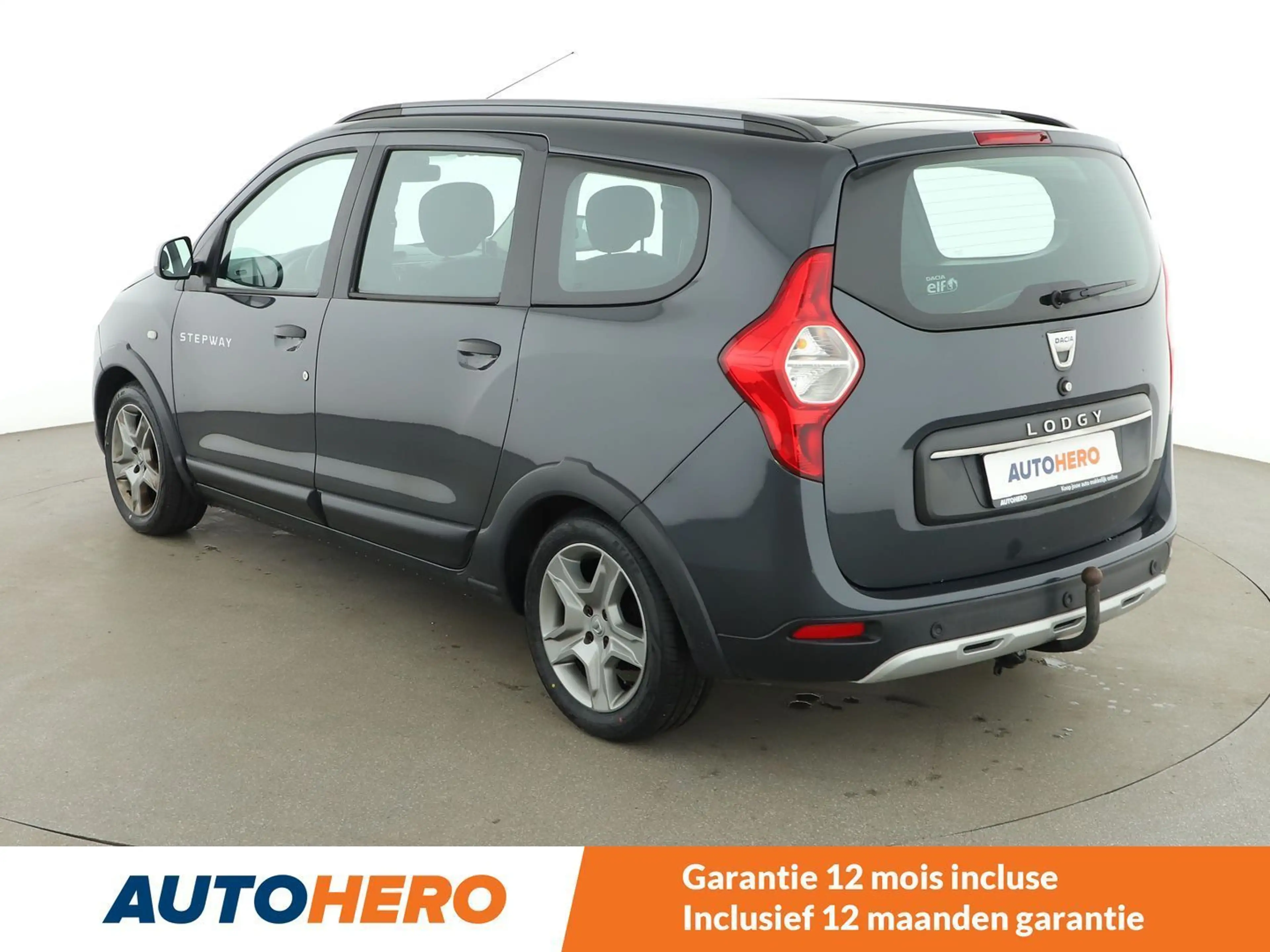 Dacia Lodgy 1.6 SCe Stepway — photo 4