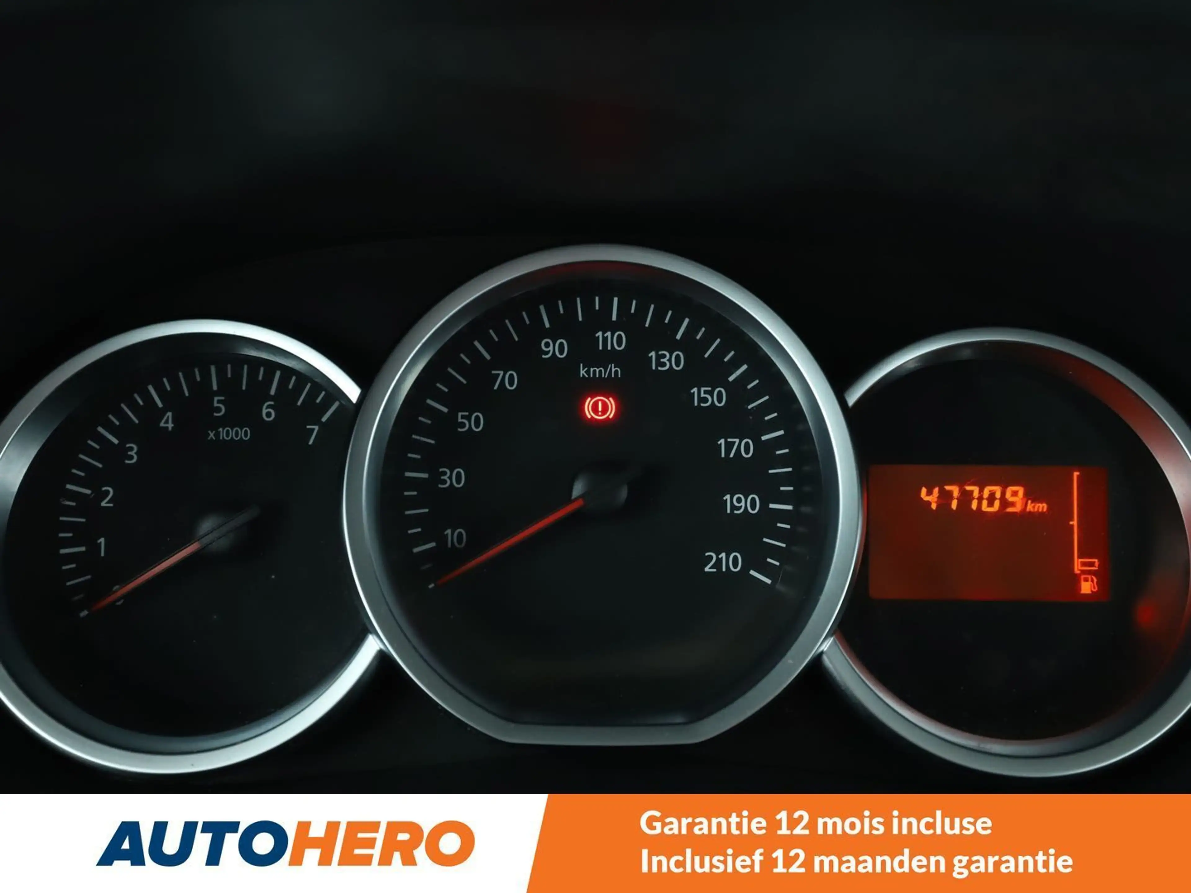 Dacia Lodgy 1.6 SCe Stepway — photo 6