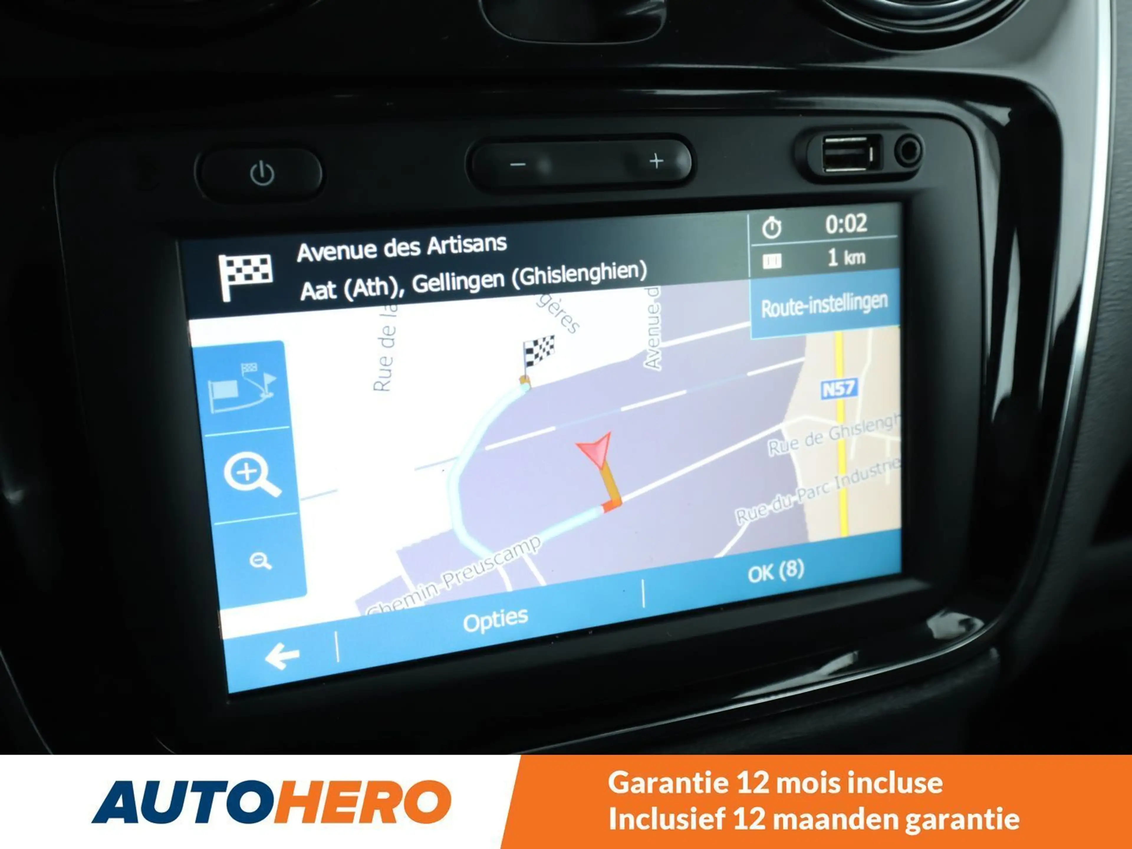 Dacia Lodgy 1.6 SCe Stepway — photo 8