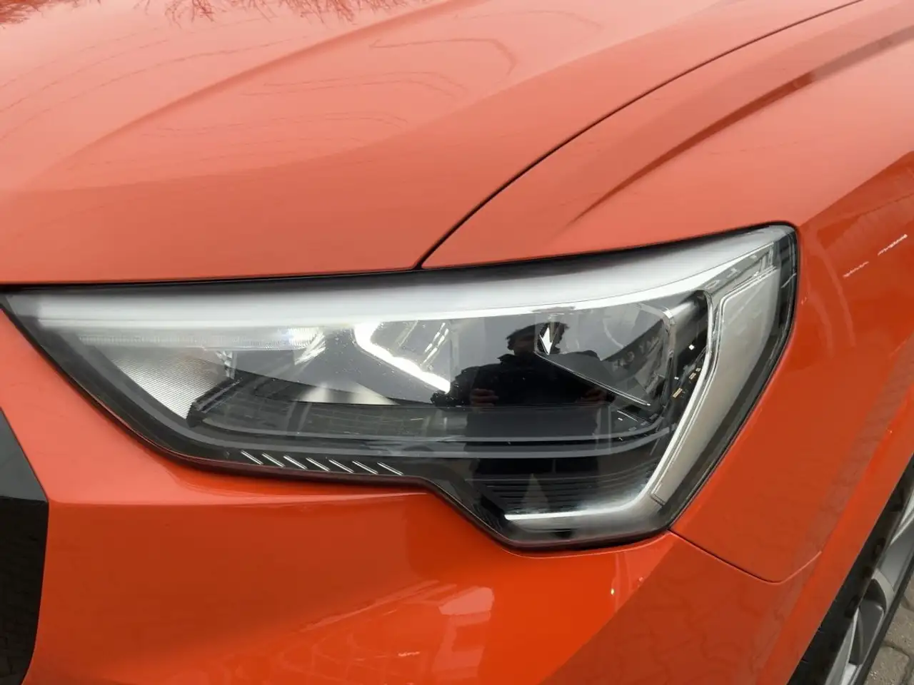 Audi Q3 35 TDI S-TR S-LINE 5JG+LED+NAVI+AHK+ACC+VC+19, миниатюра 16