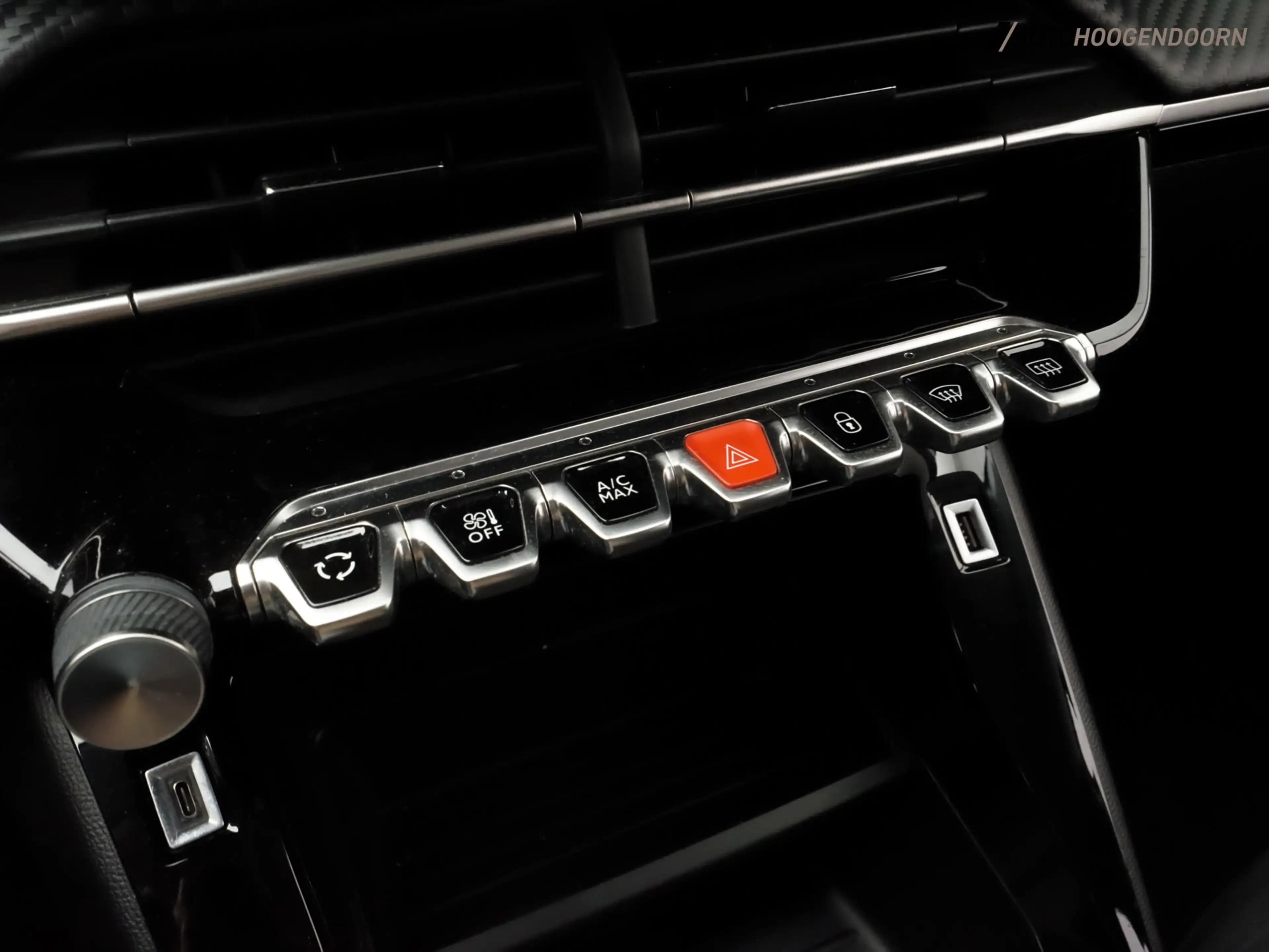 Peugeot 208 1.2 PureTech Active Pack (APPLE CARPLAY,LED VERLIC — photo 22