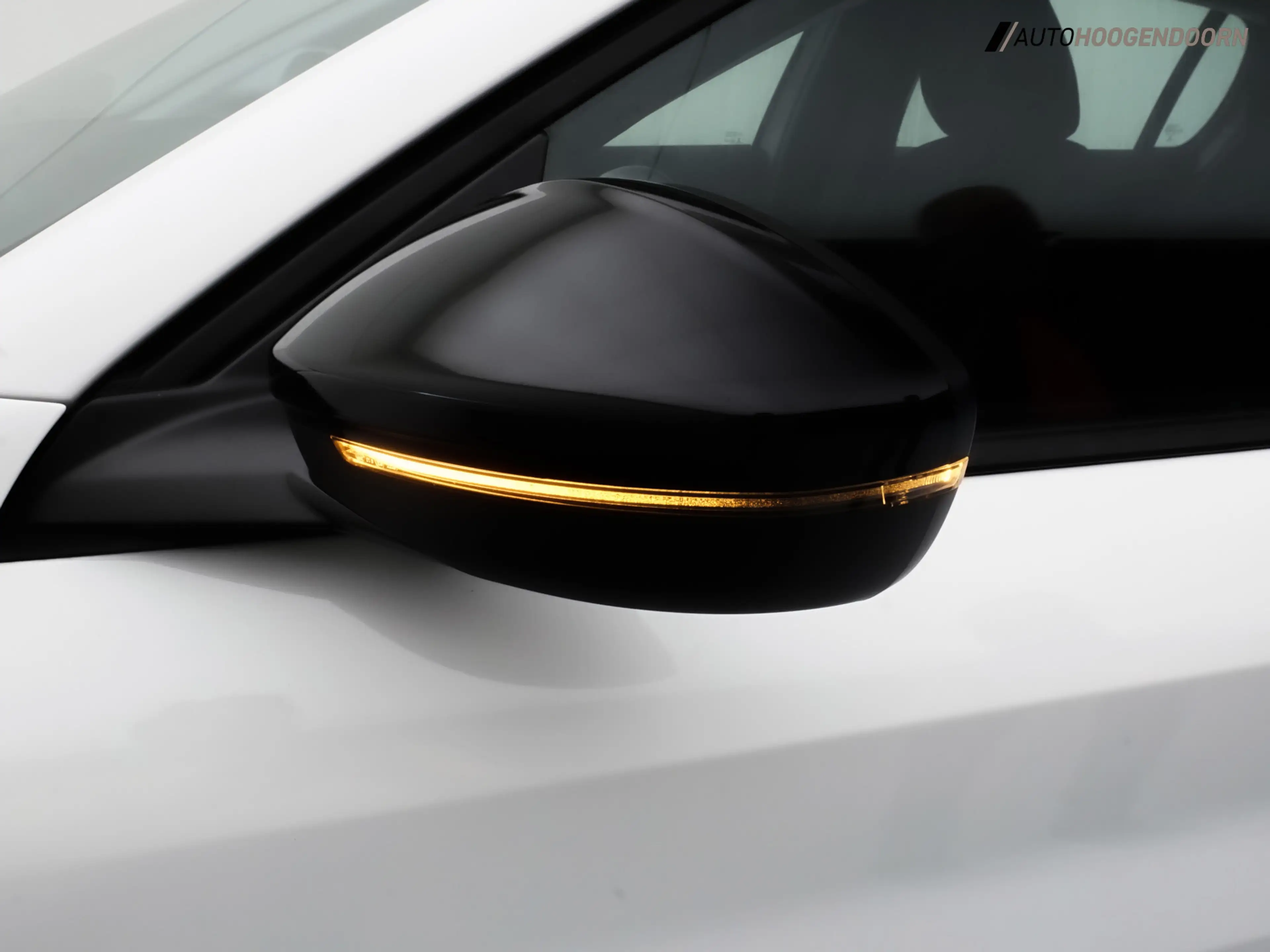 Peugeot 208 1.2 PureTech Active Pack (APPLE CARPLAY,LED VERLIC — photo 8