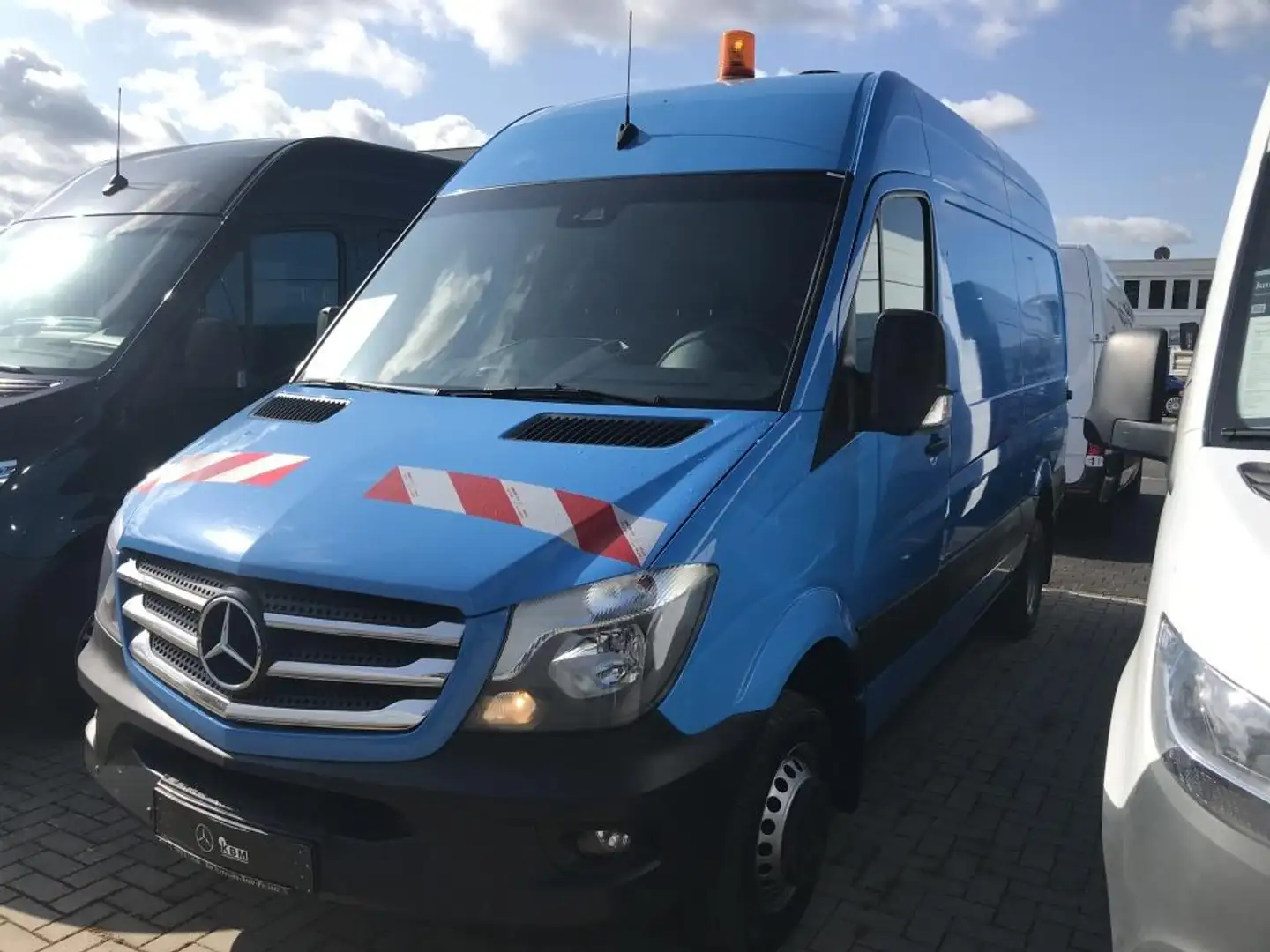 Mercedes-Benz Sprinter 519 CDI Kasten Hochdach Standard AHK Bleu - 1