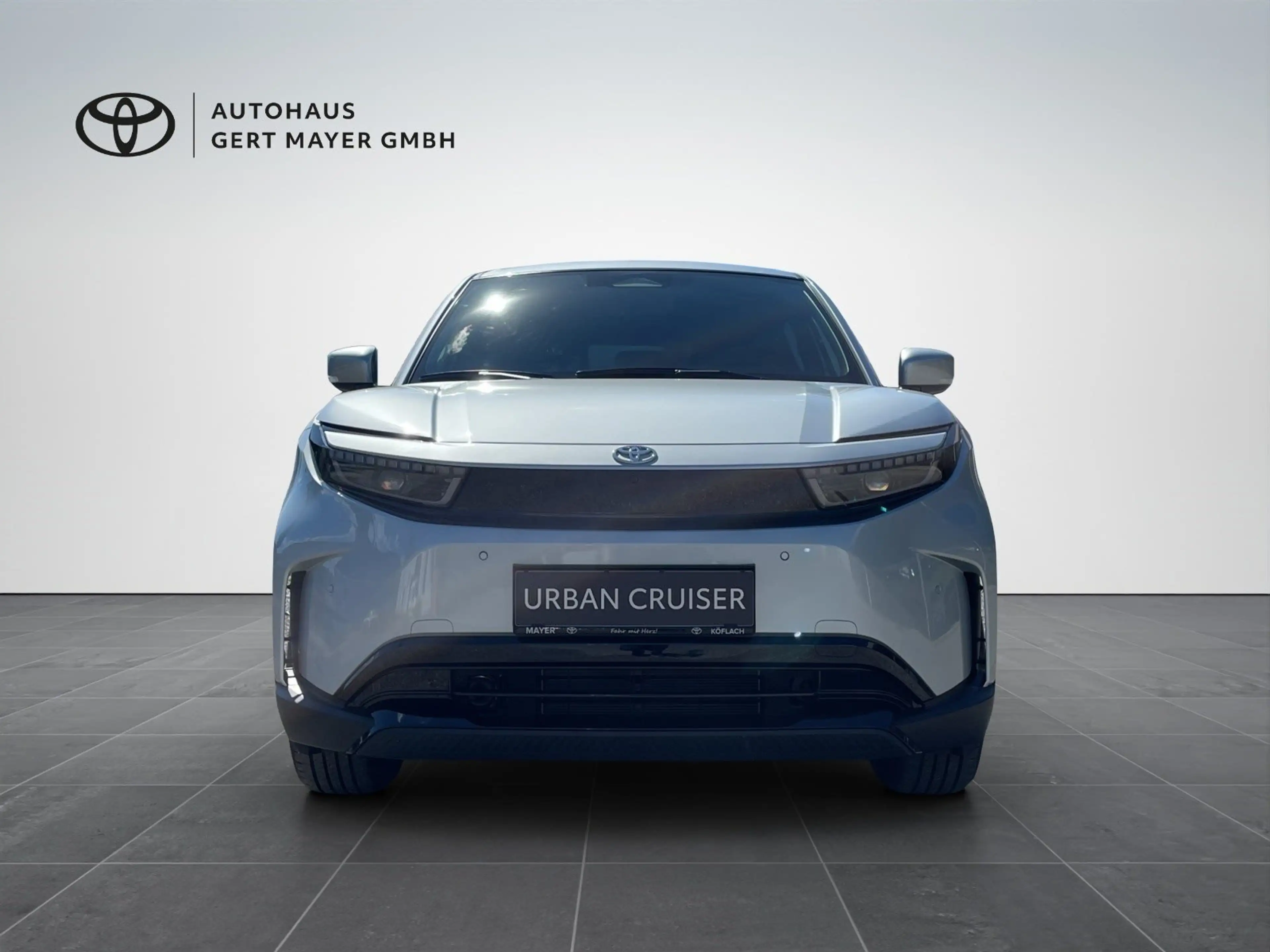 Toyota Urban Cruiser 128 kW FWD Teamplayer — photo 8