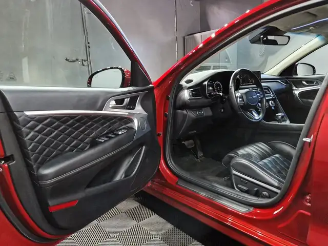 Genesis G70 Shooting Brake view 10