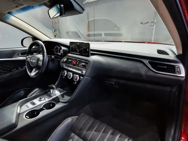 Genesis G70 Shooting Brake view 15