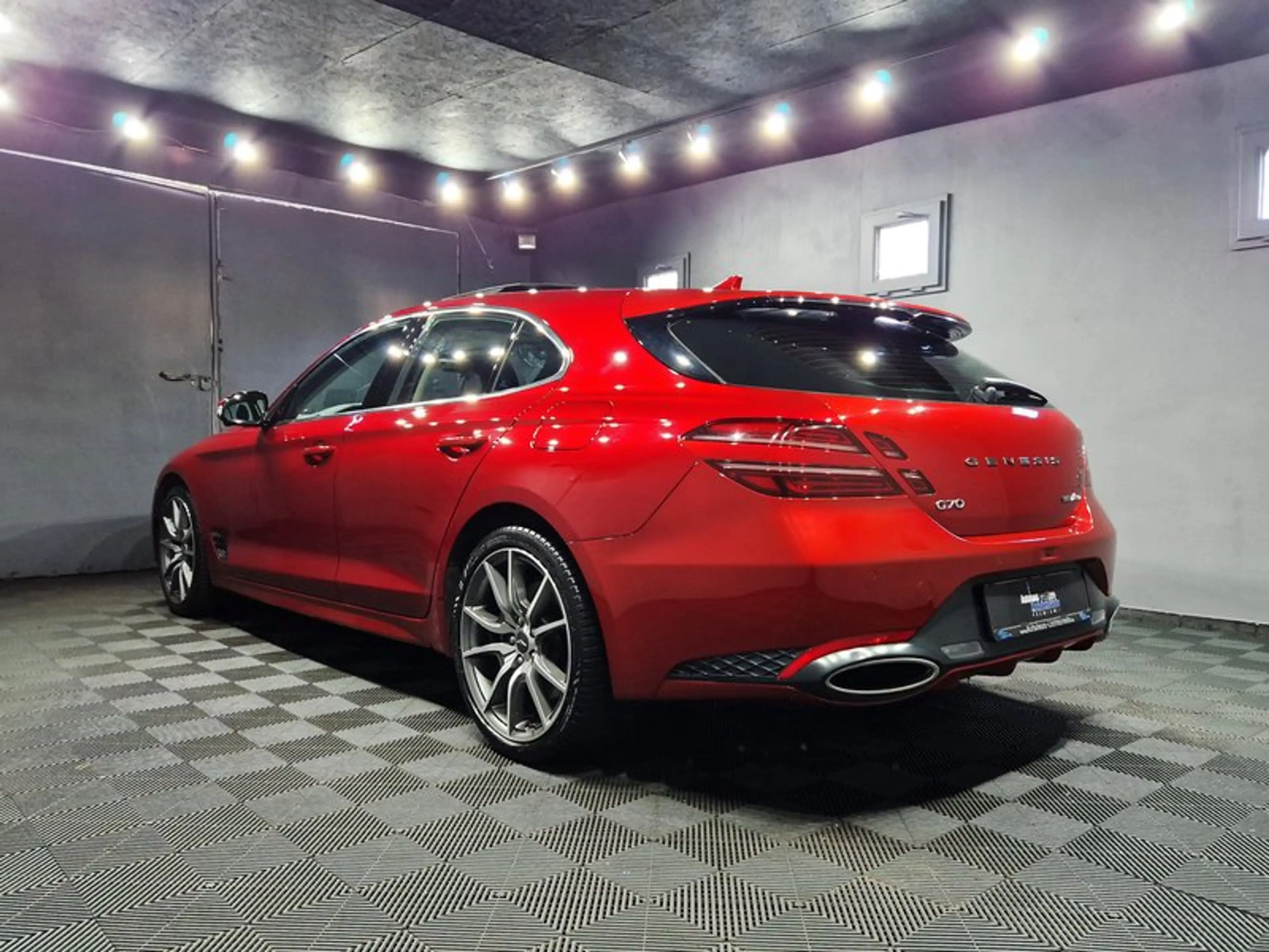 Genesis G70 Shooting Brake 2.0 SPORT 4WD|AUTOM|LEDER|PANO|LED| — photo 3