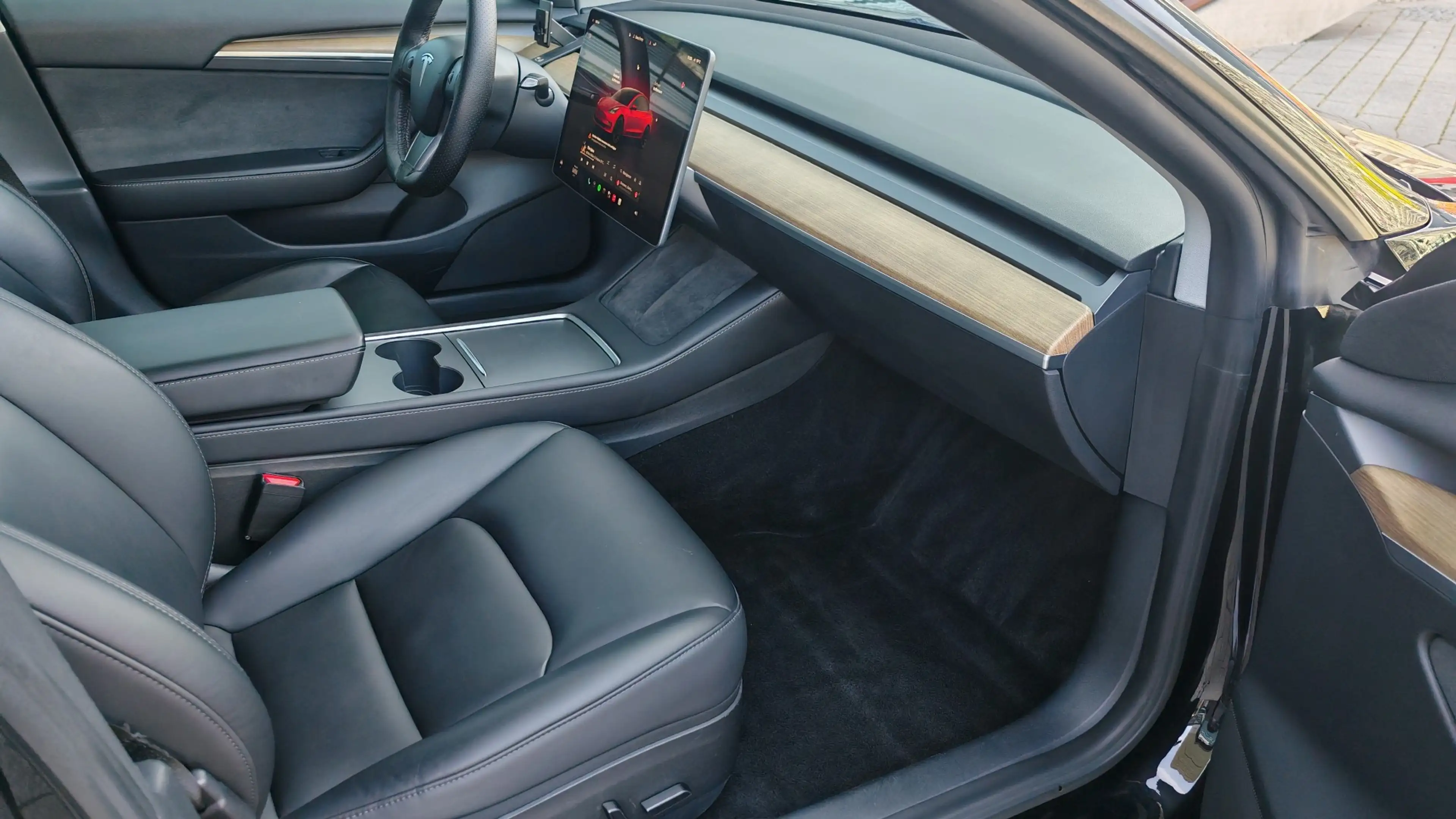 Tesla Model 3 Model 3  Allradantrieb Dual Motor Performance — photo 11