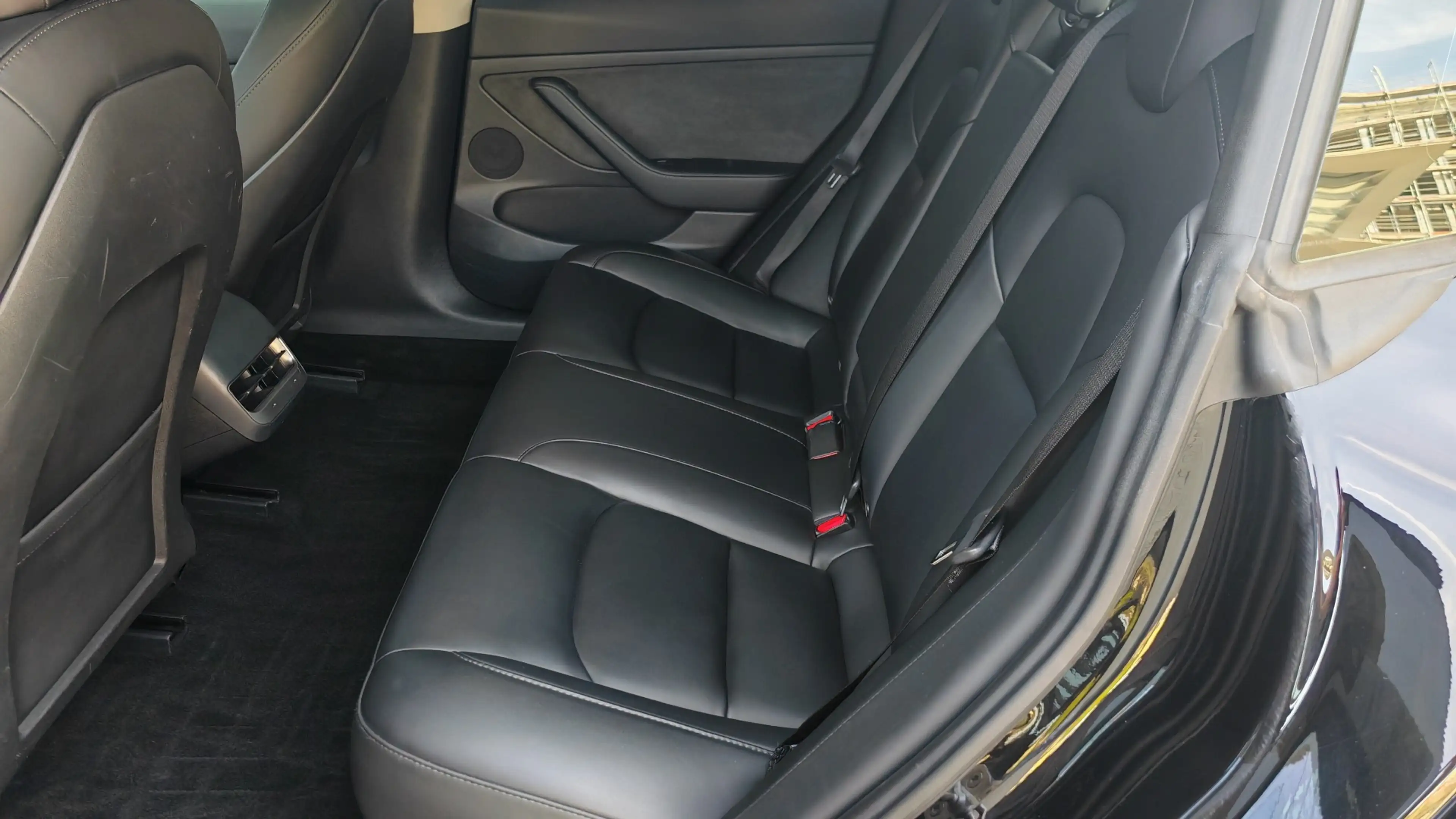 Tesla Model 3 Model 3  Allradantrieb Dual Motor Performance — photo 6