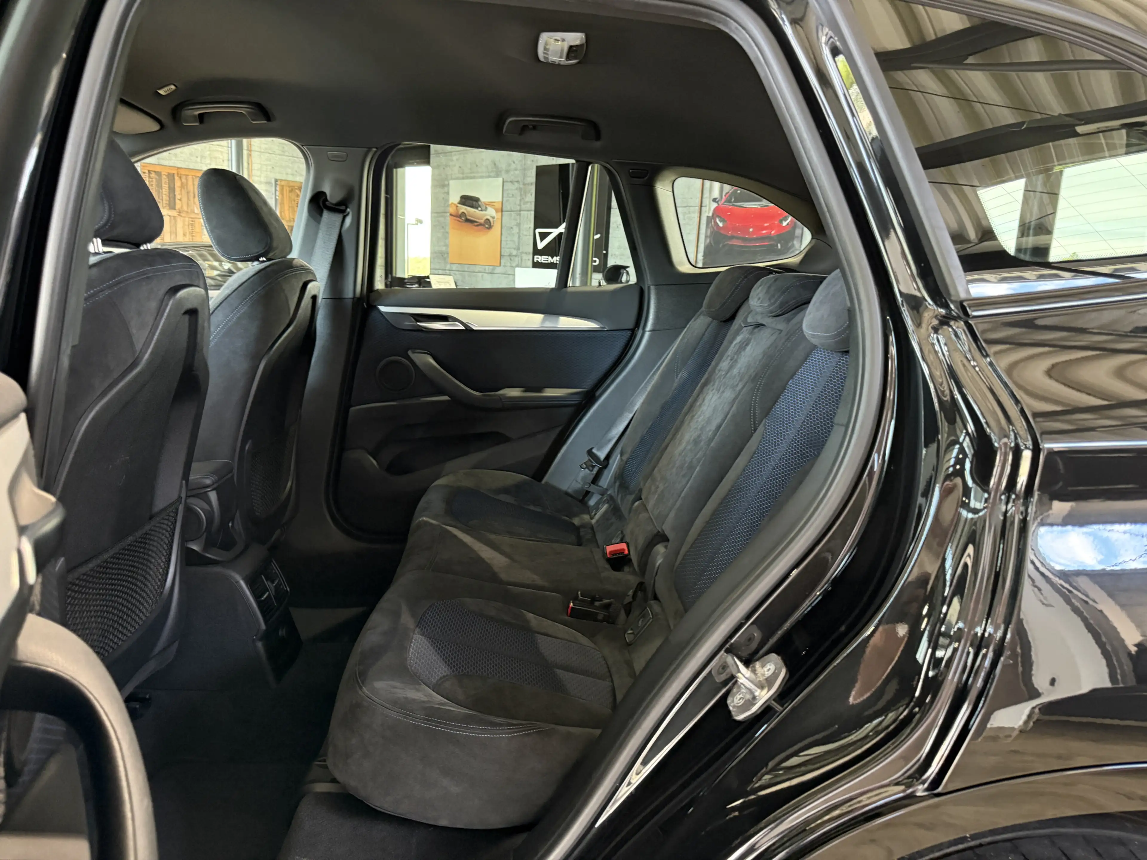 BMW X1 xDrive 20 i M Sport Automatik*NAVI*LED*DDC* — photo 15