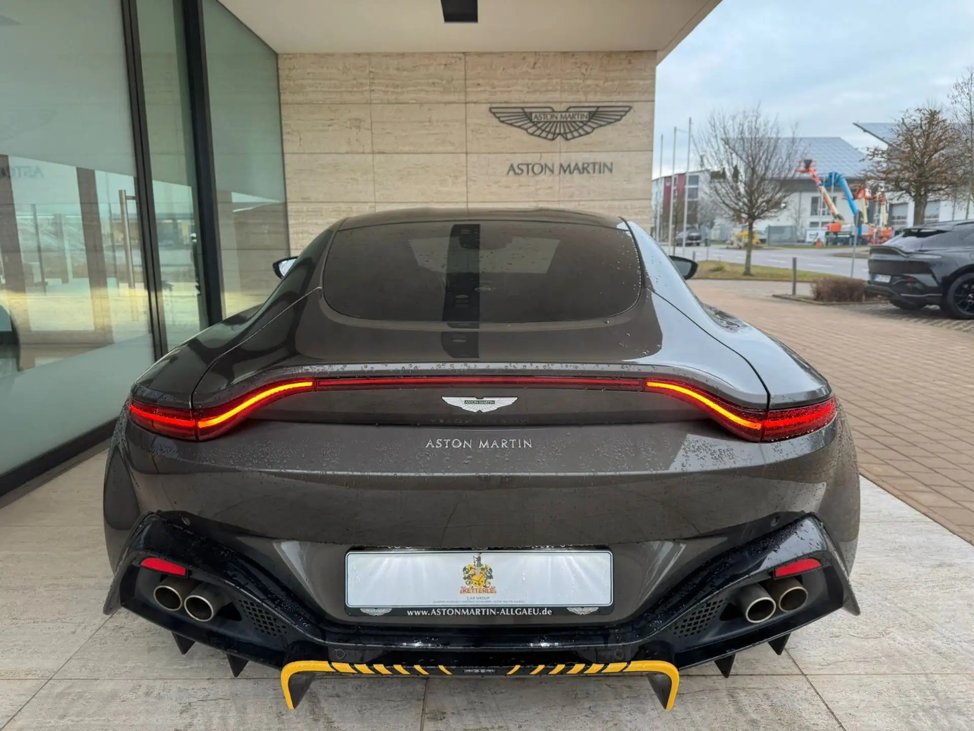 애스턴마틴 밴티지 V8 Coupe 2021 회색 사진 5