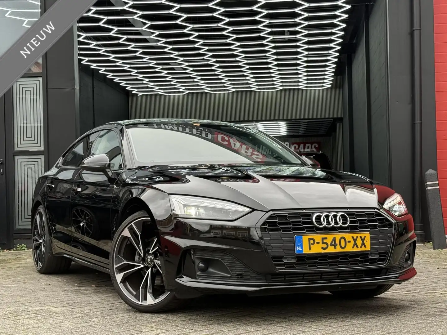 Audi A5 Sportback 35 TFSI Black Edition | NAP | PDC | 20IN Nero - 2