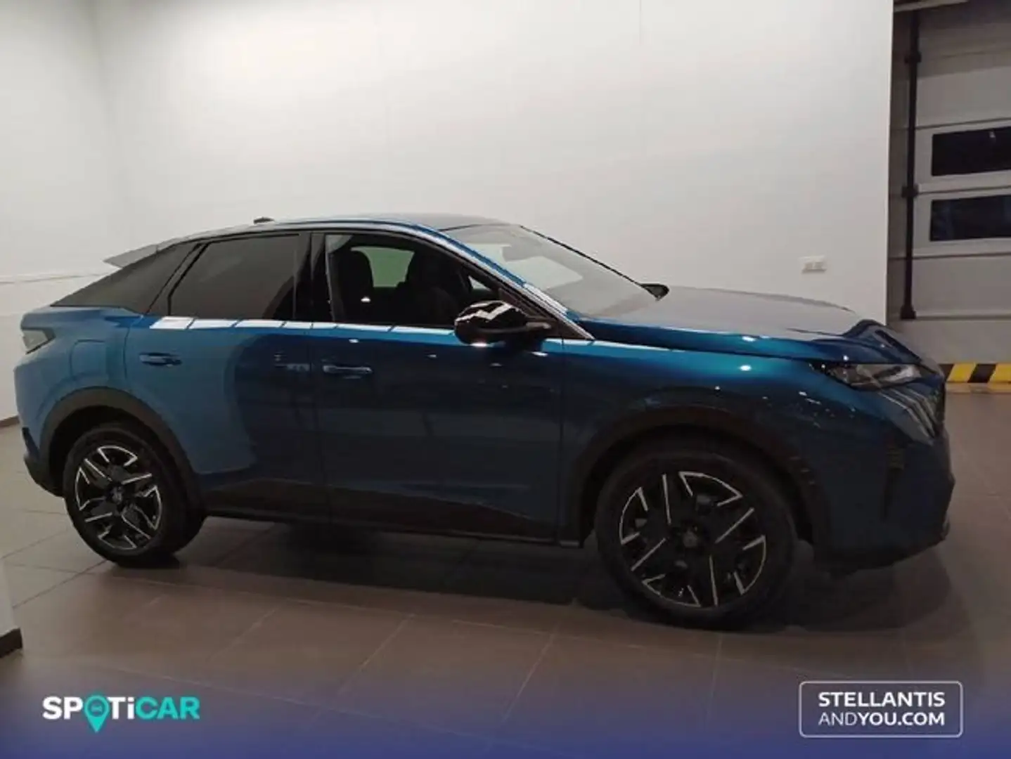 Peugeot 3008 1.2 100KW  eDCS6 Allure Azul - 2