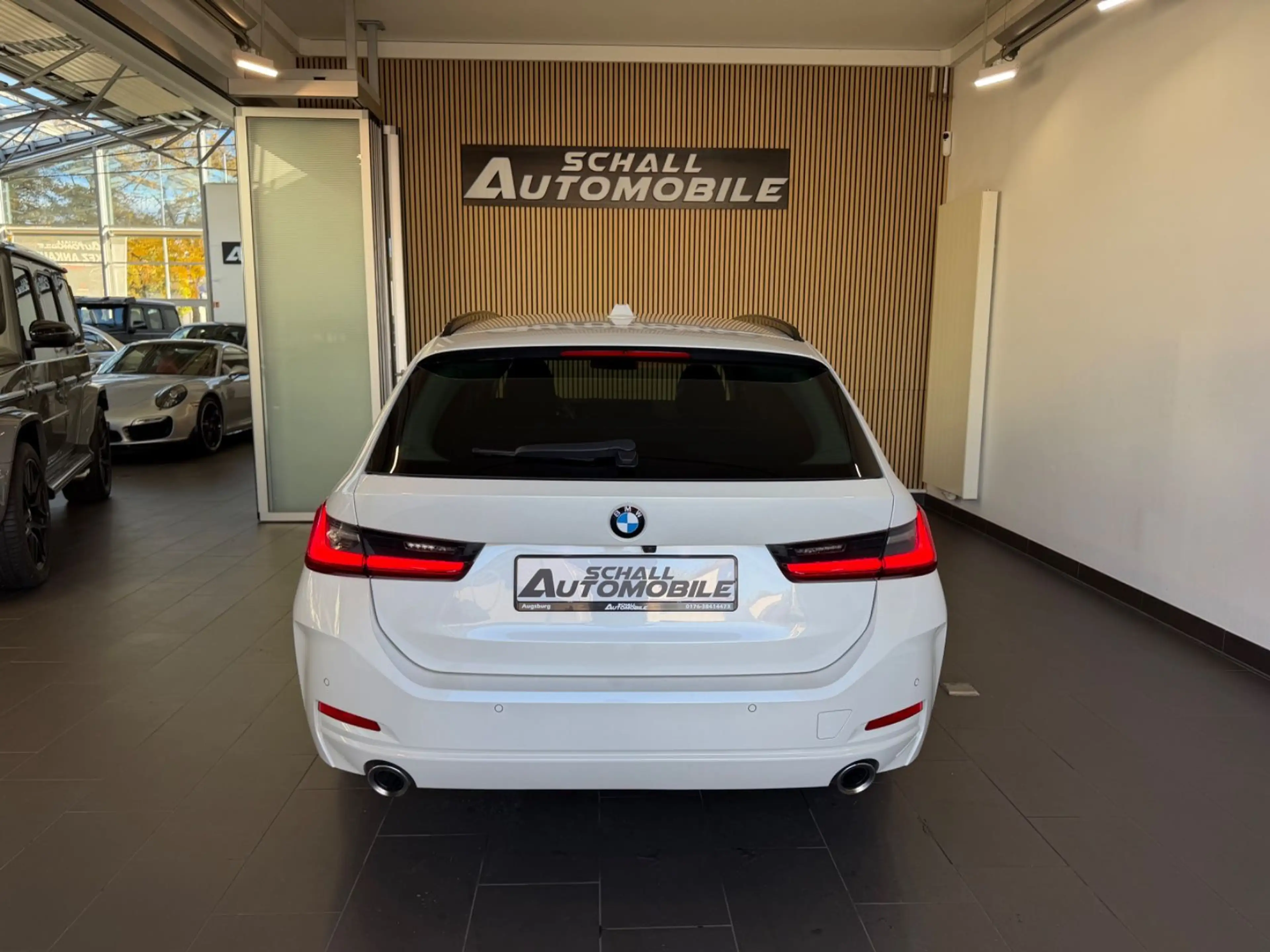 BMW 320 d Touring *LED/HUD/KAMERA/LED/SHZ/ADAPTIVE — photo 7
