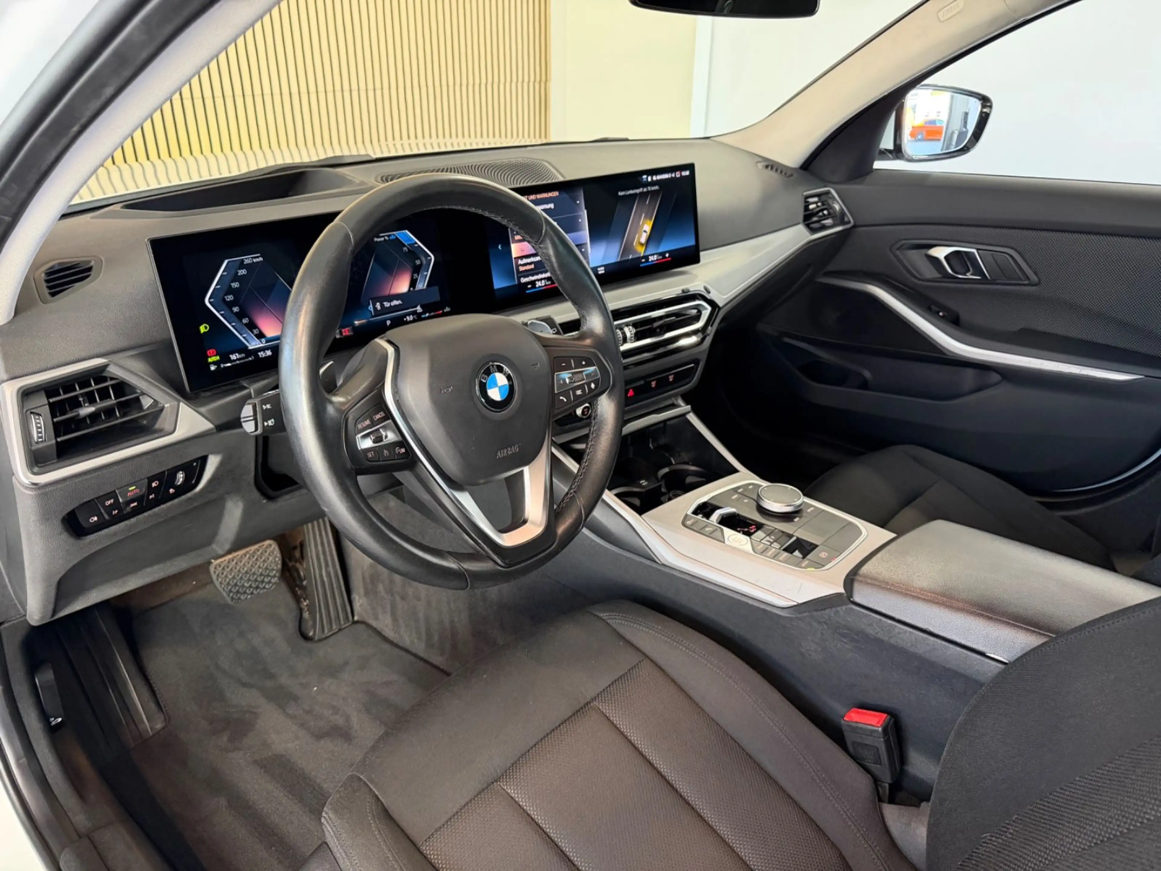 BMW 320 d Touring *LED/HUD/KAMERA/LED/SHZ/ADAPTIVE — photo 10