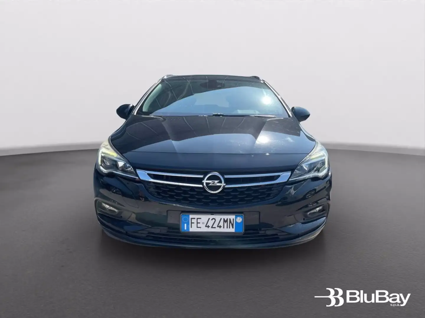 Opel Astra 1.6 CDTi 136CV aut. Sports Tourer Innovation Nero - 2