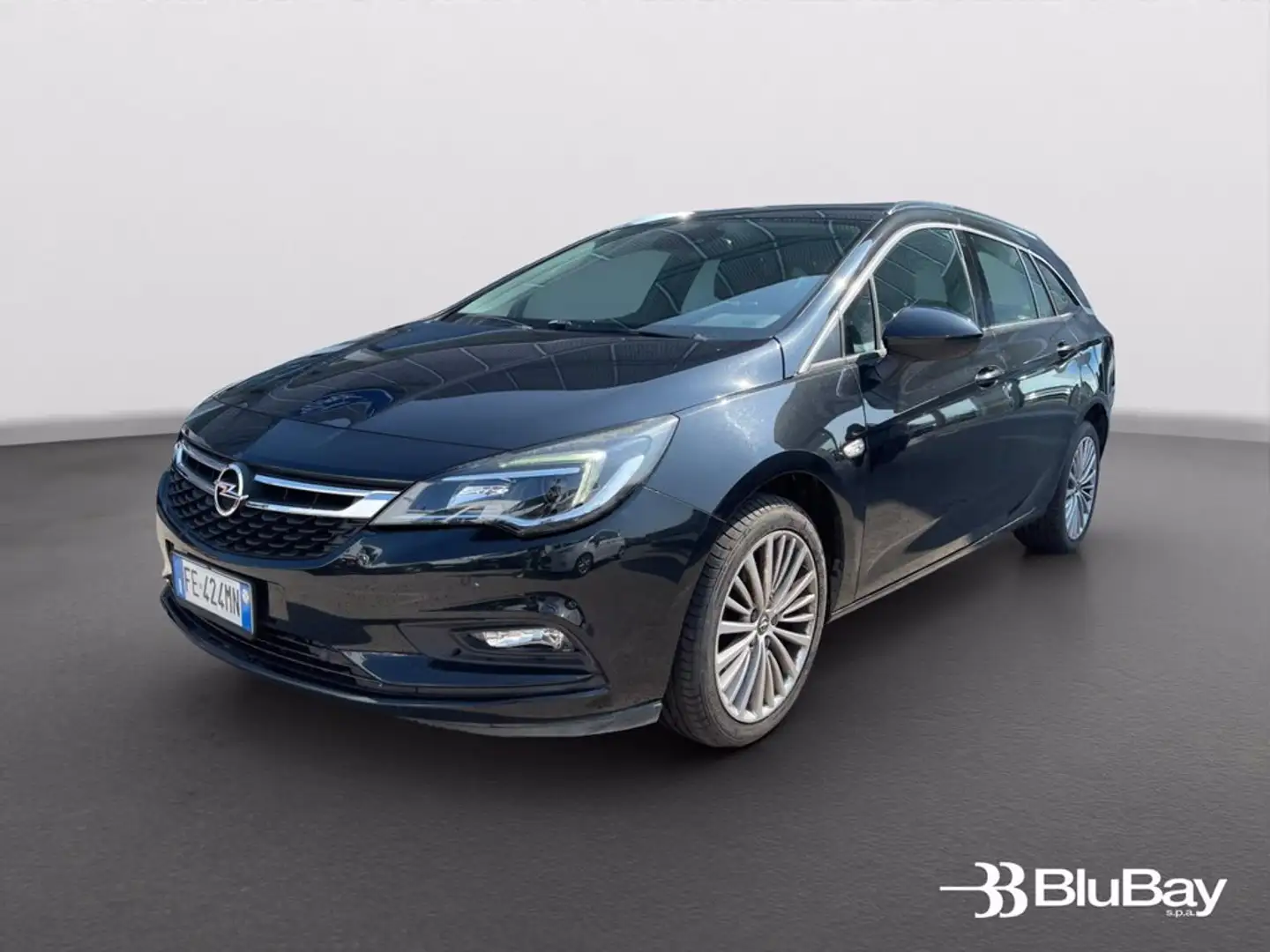 Opel Astra 1.6 CDTi 136CV aut. Sports Tourer Innovation Nero - 1