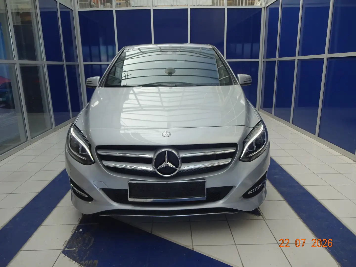 Mercedes-Benz B 180 W246 180 Automatic Grau - 1