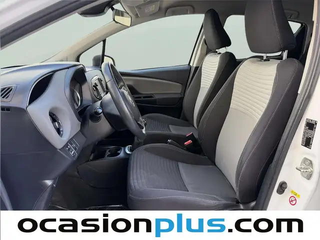 Toyota Yaris view 9