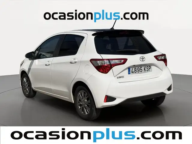Toyota Yaris view 3