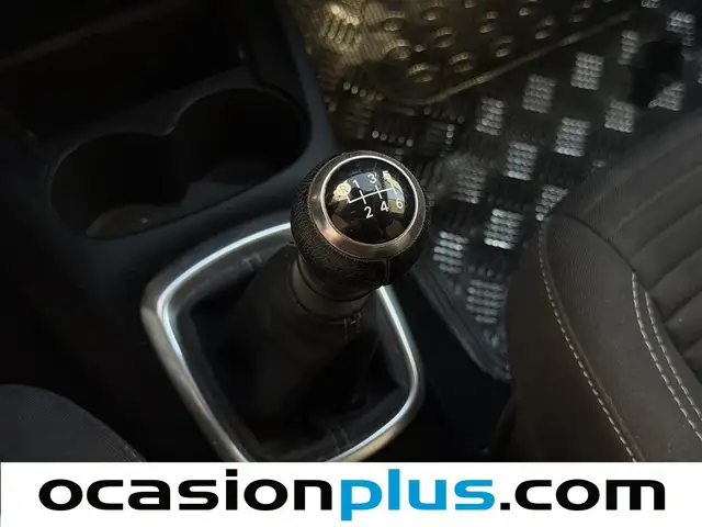 Toyota Yaris view 5