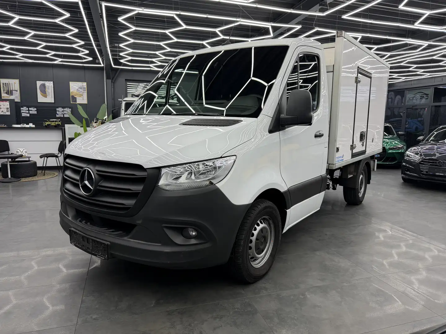 Mercedes-Benz Sprinter 311/314/316 CDI RWD L1 (907.131) Blanc - 1