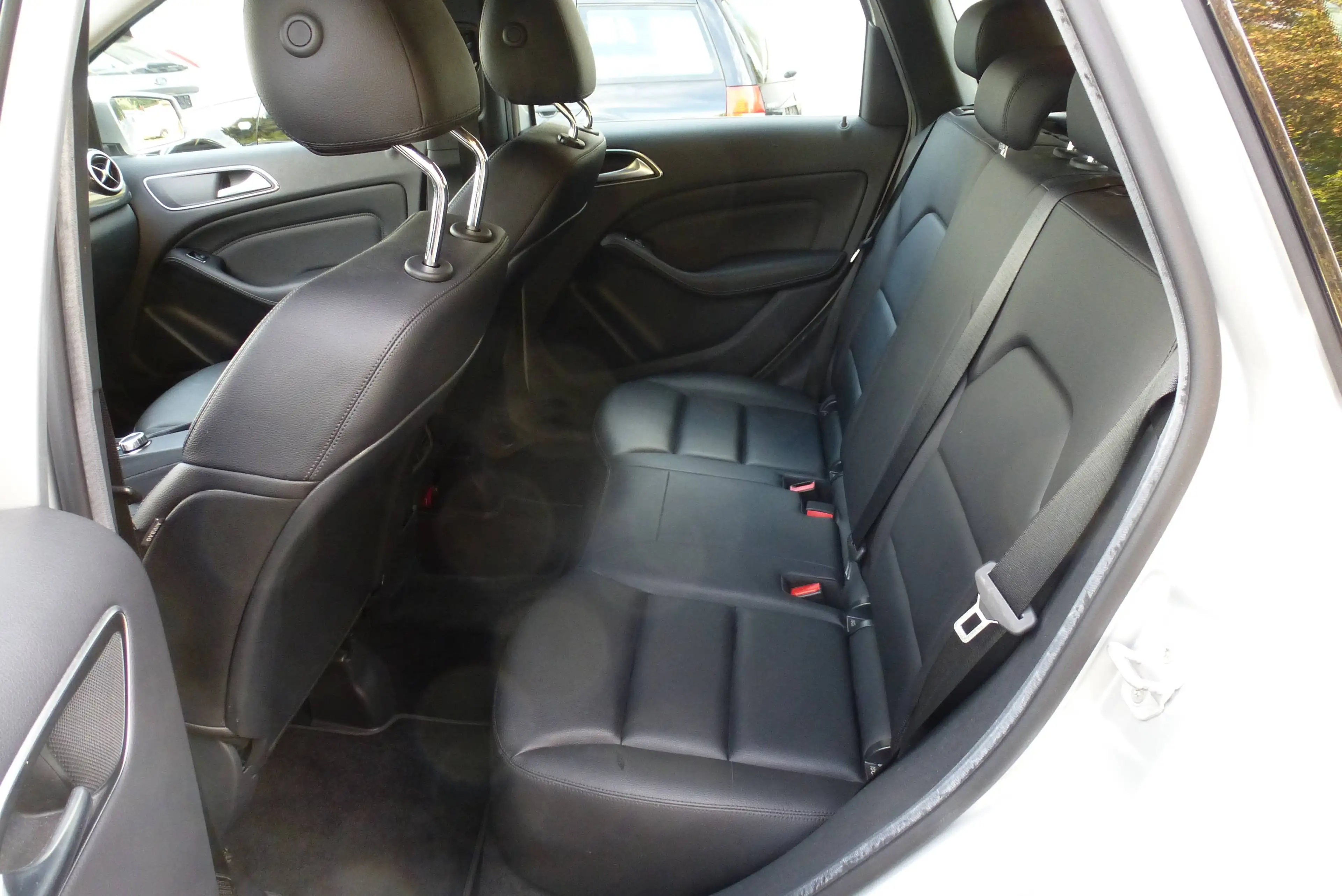 Mercedes-Benz B 220 B 220 4Matic /Automatik /Navi /Aus 1-Hand. — photo 15