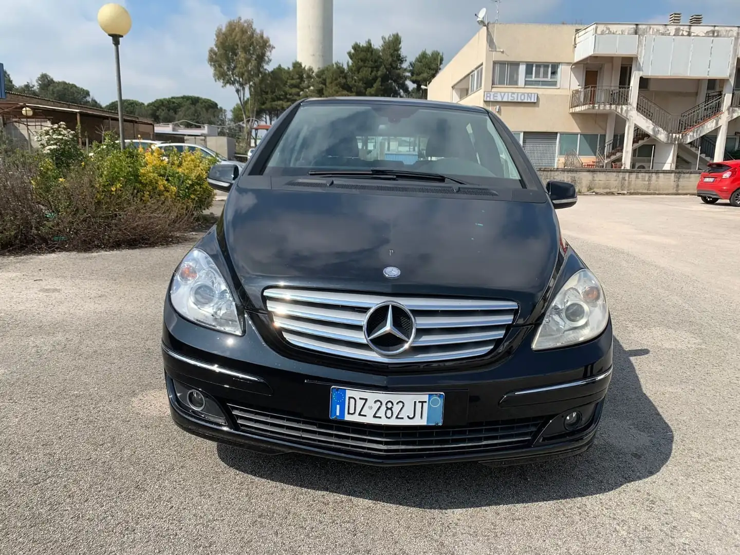 Mercedes-Benz B 200 cdi Premium Czarny - 1