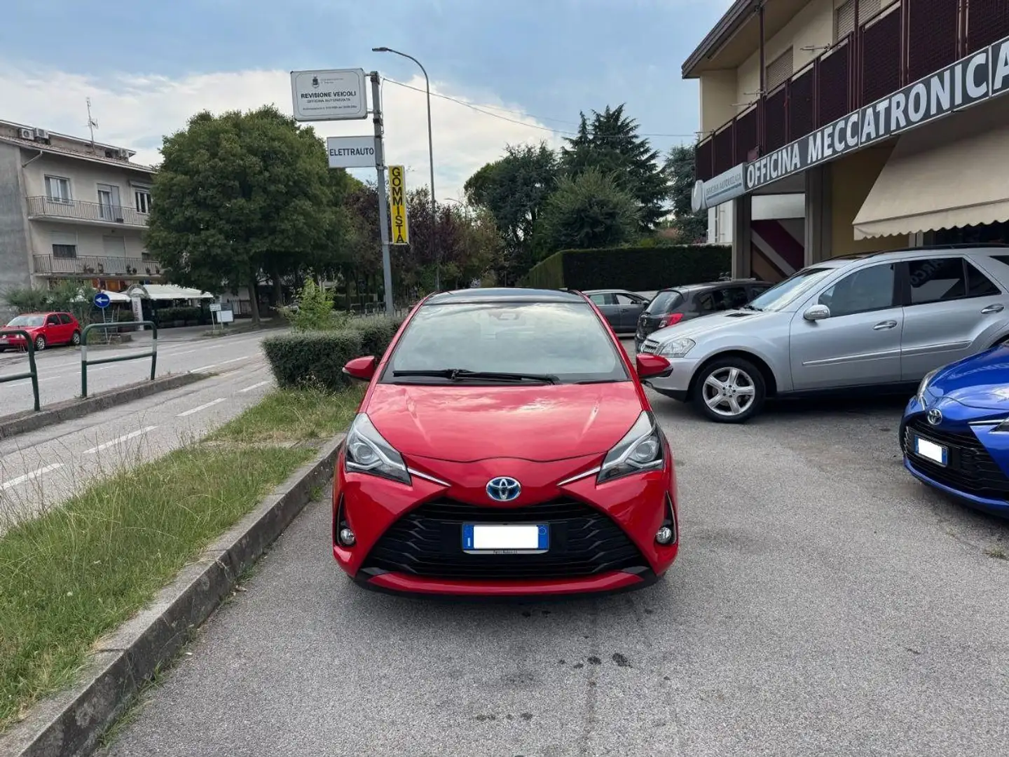 Toyota Yaris 1.5 Hybrid 5p. Active #TAG.TOYOYA #1PROPRIETARIO Rosso - 2