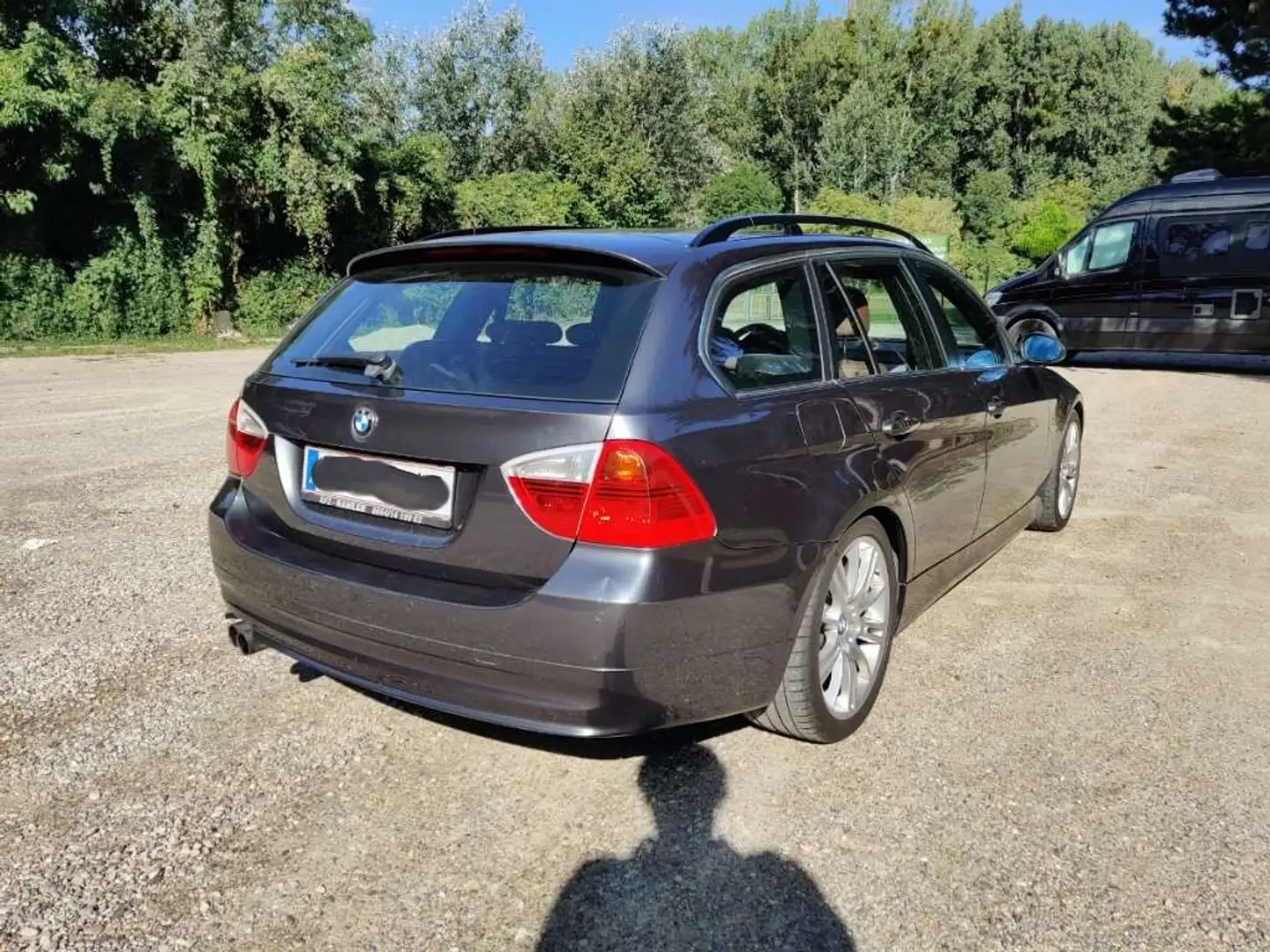 BMW 325 325i Touring Österreich-PaketÖsterreich-Paket Grau - 2
