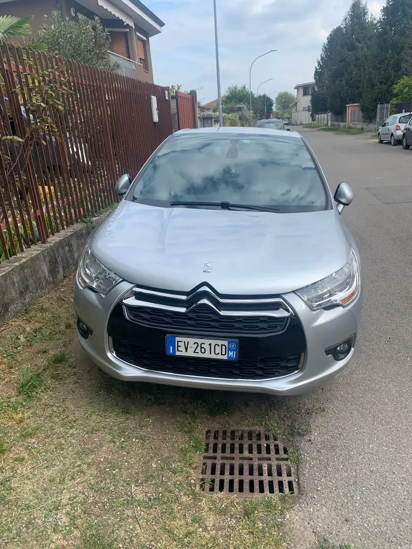 DS Automobiles DS 4 DS4 1.6 e-hdi (airdream) Chic 115cv - 1
