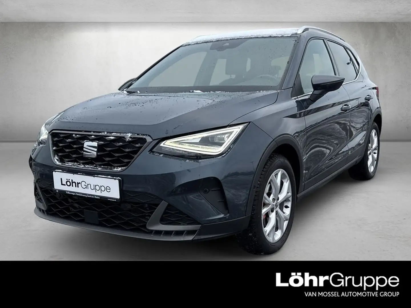 SEAT Arona 1.5 TSI DSG FR *Navi*Kamera*AHK* Grau - 1